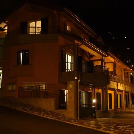 Helianthus Residence カンネロ・リヴィエーラ エクステリア 写真