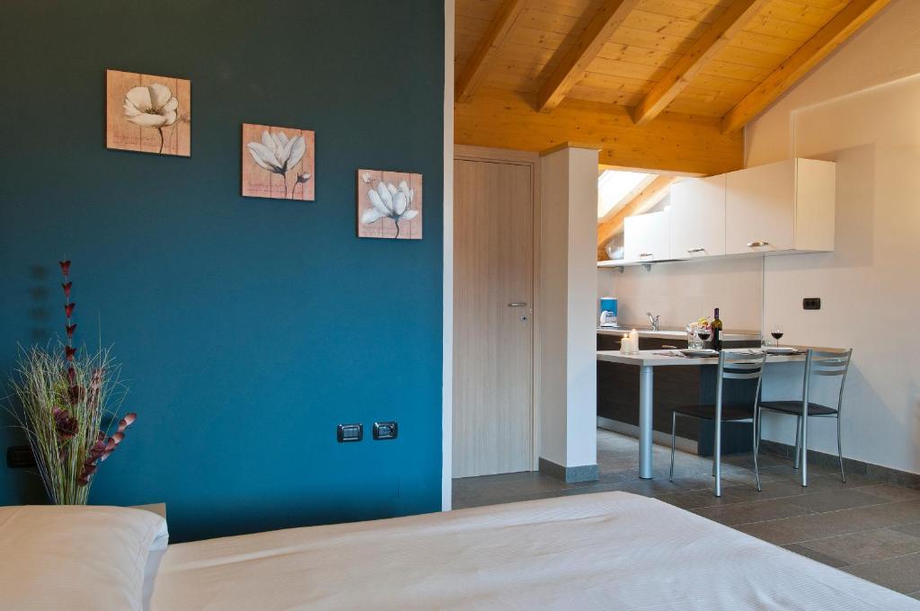 Helianthus Residence カンネロ・リヴィエーラ 部屋 写真