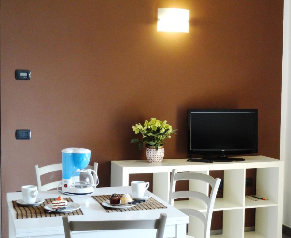 Helianthus Residence カンネロ・リヴィエーラ 部屋 写真